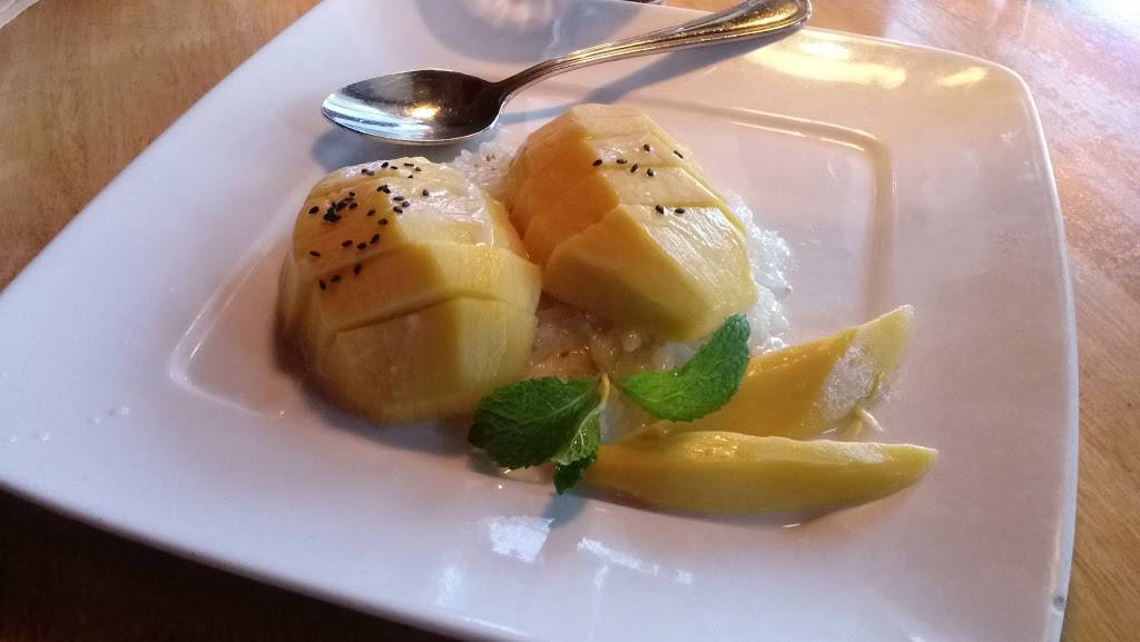 Le Basil | restaurant | 72695 CA-111 A10, Palm Desert, CA 92260, USA | 7607731112 OR +1 760-773-1112