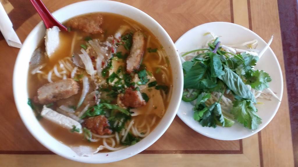 Pho Mi Vietnamese Restaurant | restaurant | 8990 Kingsridge Dr, Dayton, OH 45458, USA | 9374337388 OR +1 937-433-7388