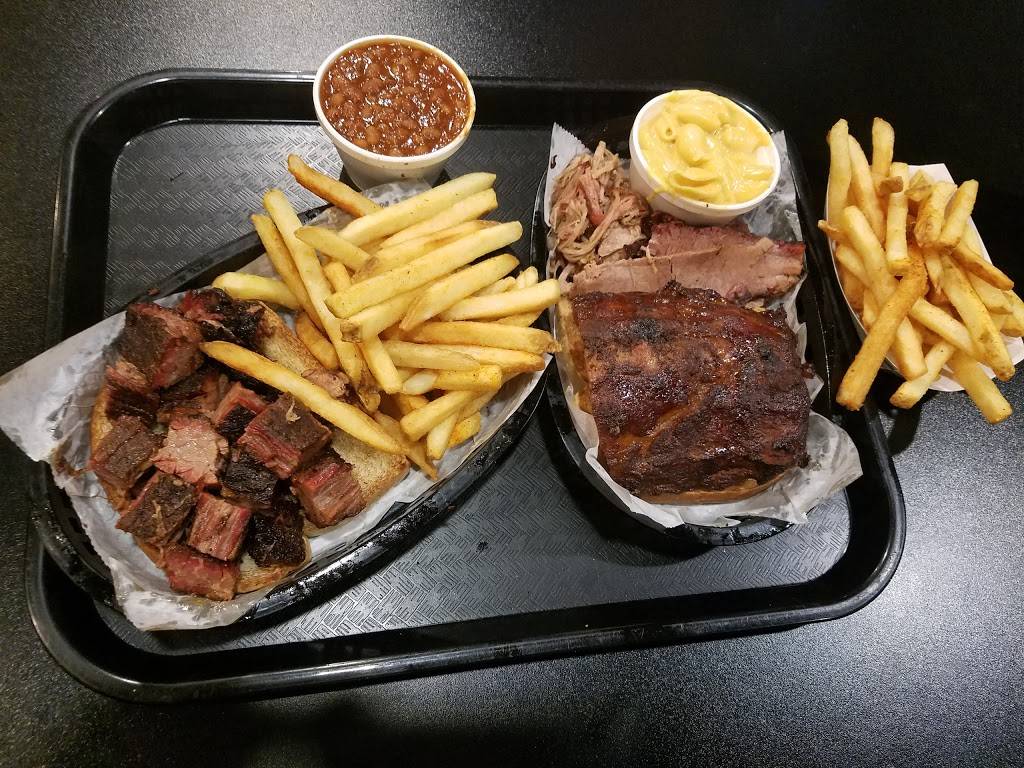 Plowboys BBQ | restaurant | 3111 S, MO-7, Blue Springs, MO 64015, USA | 8162287569 OR +1 816-228-7569