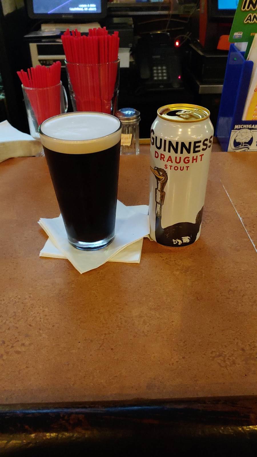 The Pier | restaurant | 39504 Jefferson Ave, Harrison Charter Township, MI 48045, USA | 5862675143 OR +1 586-267-5143