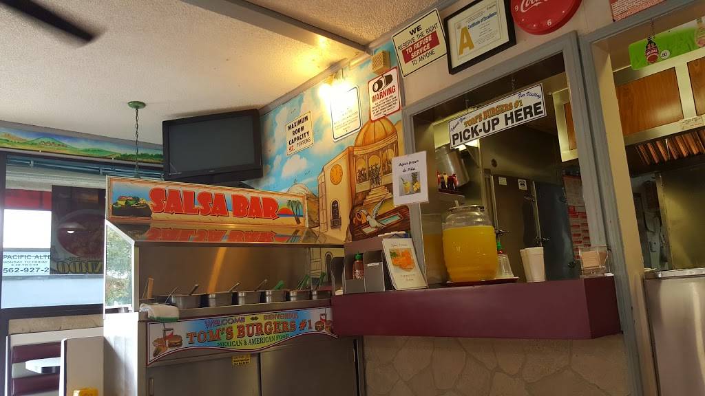 Toms Burger | restaurant | 6484 Florence Ave, Bell Gardens, CA 90201, USA | 5629273984 OR +1 562-927-3984