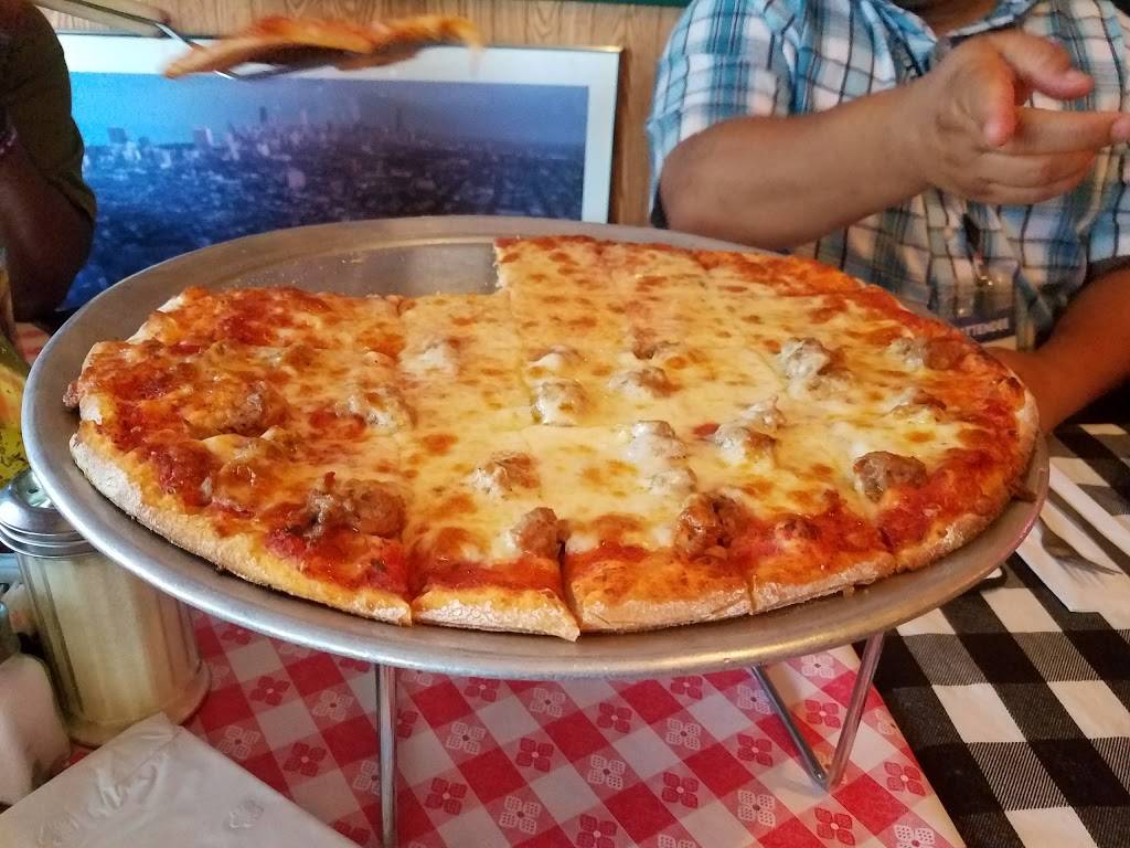 Jimmys Place | restaurant | 7411 Madison St, Forest Park, IL 60130, USA | 7087717476 OR +1 708-771-7476