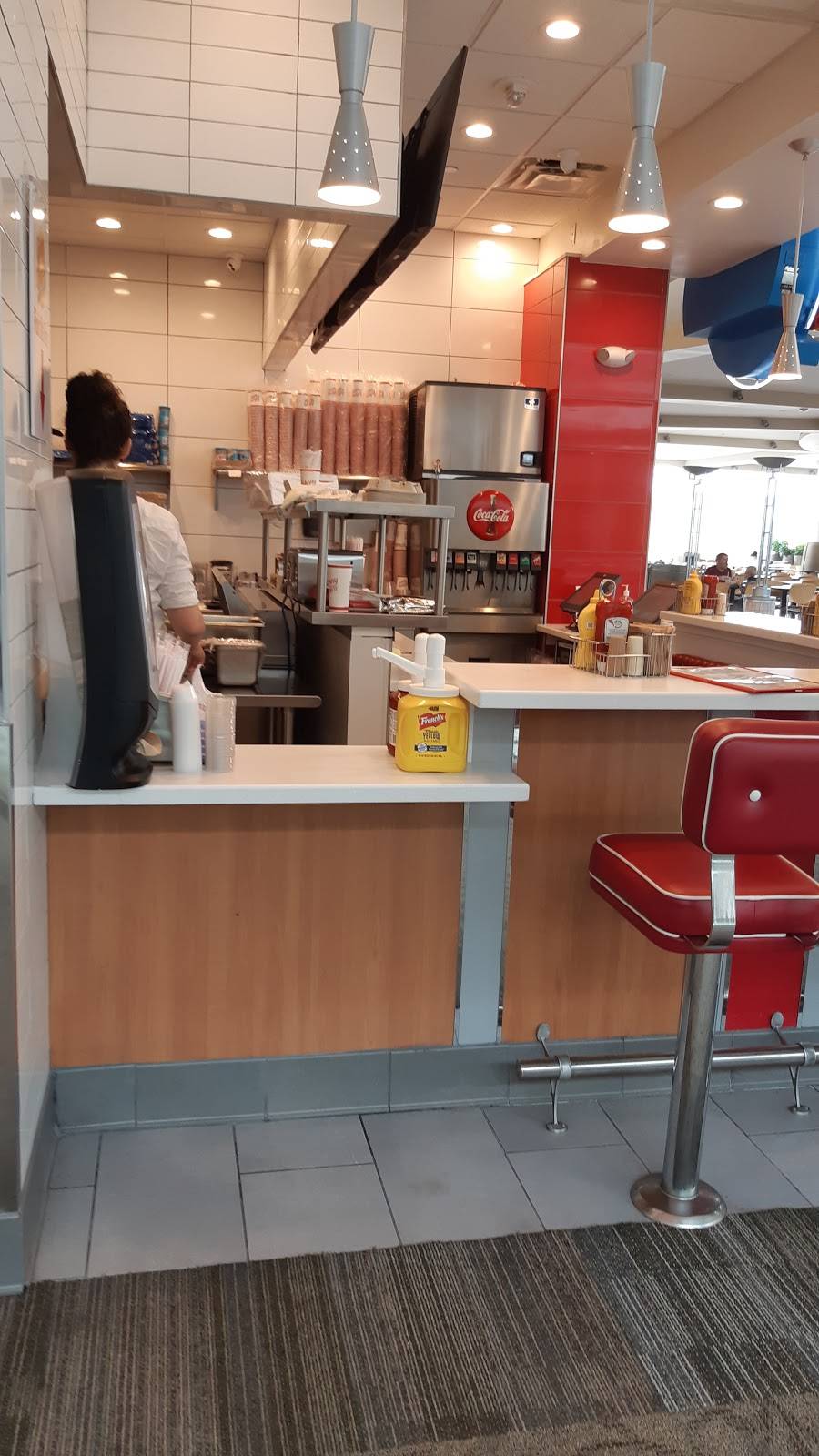 Johnny Rockets | restaurant | 250 Granite St Suite #196, Braintree, MA 02184, USA | 7819170455 OR +1 781-917-0455