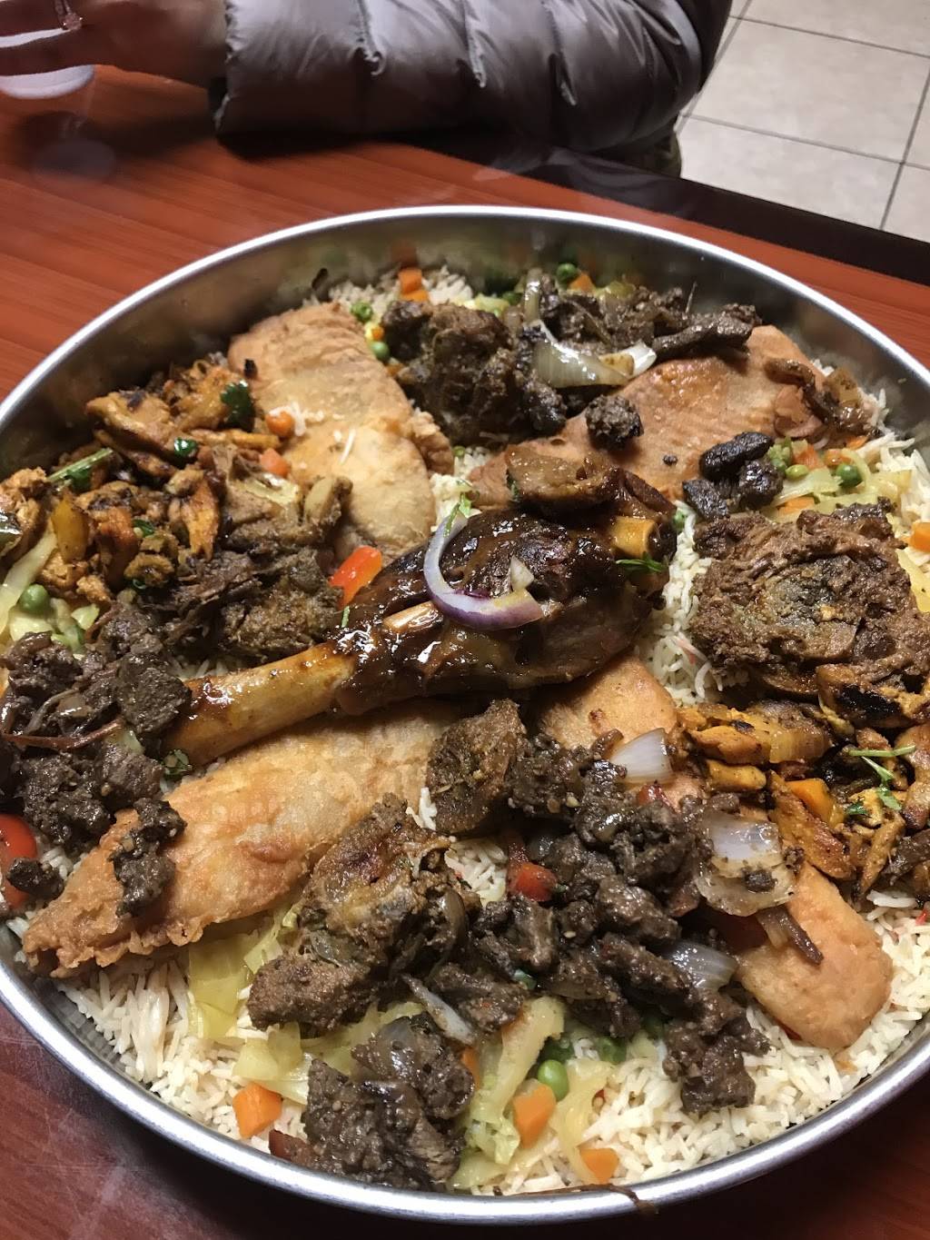 Cafe Madina | cafe | 1820 Valley View Ln, Irving, TX 75061, USA | 9728717193 OR +1 972-871-7193