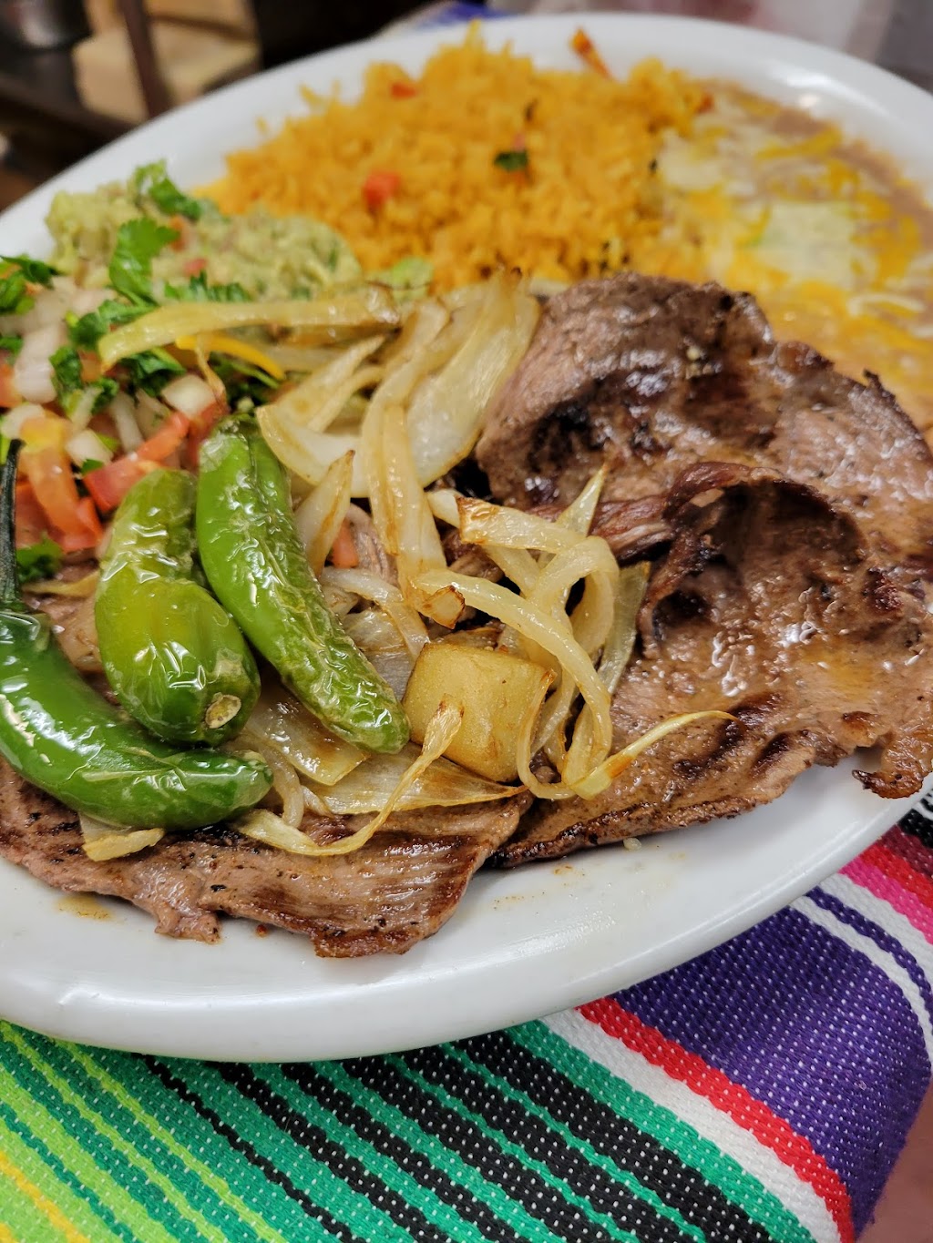 Station 55 Seafood and Mexican Cocina | restaurant | 55 5th St, Gilroy, CA 95020, USA | 6692057200 OR +1 669-205-7200