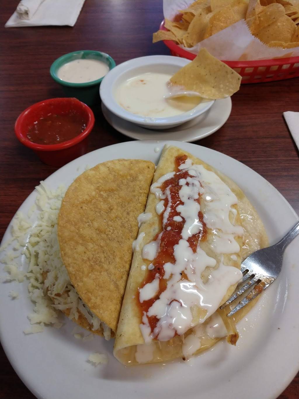 La Palma Mexican Grill | restaurant | 78 Main St, Pelzer, SC 29669, USA | 8644025070 OR +1 864-402-5070