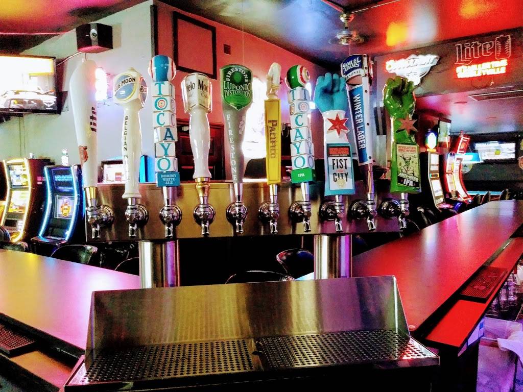 Juniors Bar & Grill | restaurant | 7011 Ogden Ave, Berwyn, IL 60402, USA | 7084849465 OR +1 708-484-9465