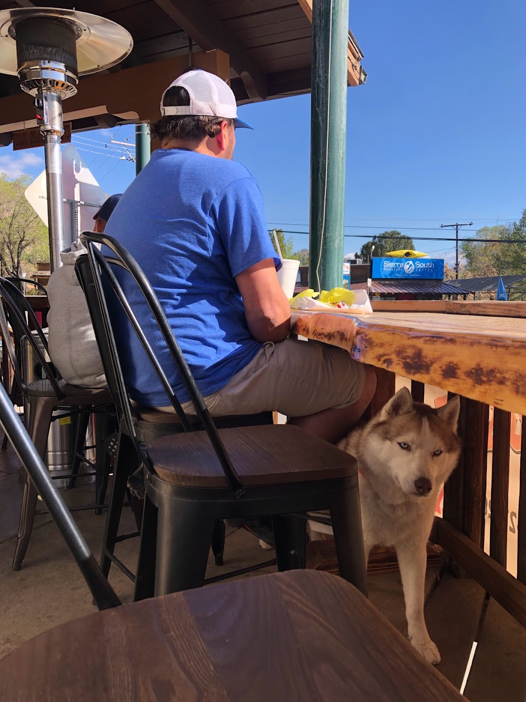 McNallys Outpost | restaurant | 11301 Kernville Rd Suite C, Kernville, CA 93238, USA | 7603762431 OR +1 760-376-2431