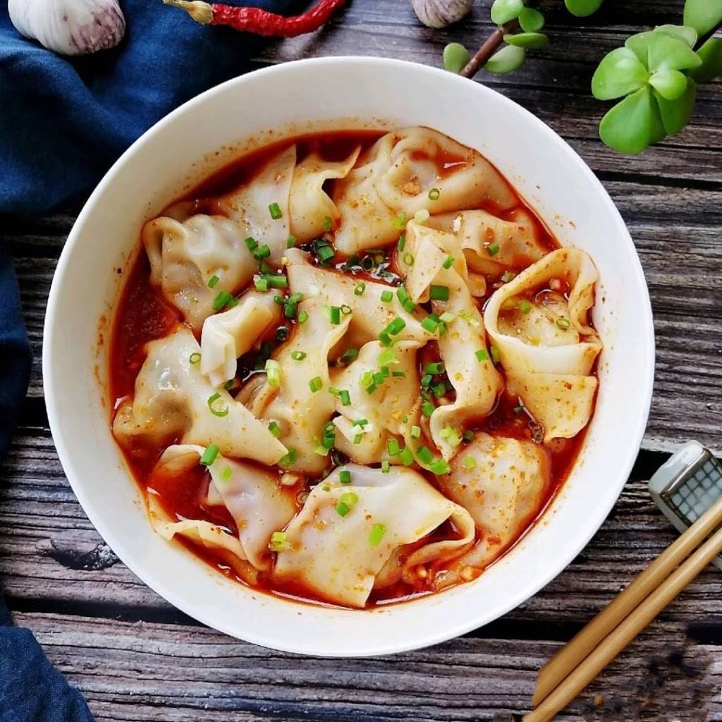 Chopsticks kitchen | restaurant | 39 Elm St, New Haven, CT 06510, USA | 2035534600 OR +1 203-553-4600