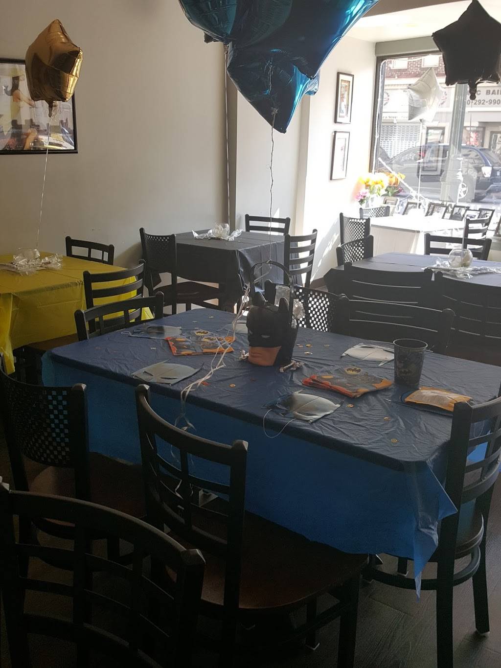 Divas Kitchen Catering Only | restaurant | 9 W Main St, Norristown, PA 19401, USA | 4846747967 OR +1 484-674-7967