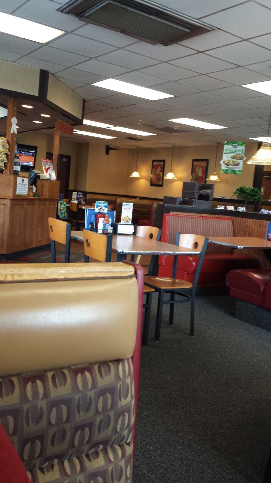 Skyline Chili | restaurant | 553 W Plane St, Bethel, OH 45106, USA | 5137343334 OR +1 513-734-3334