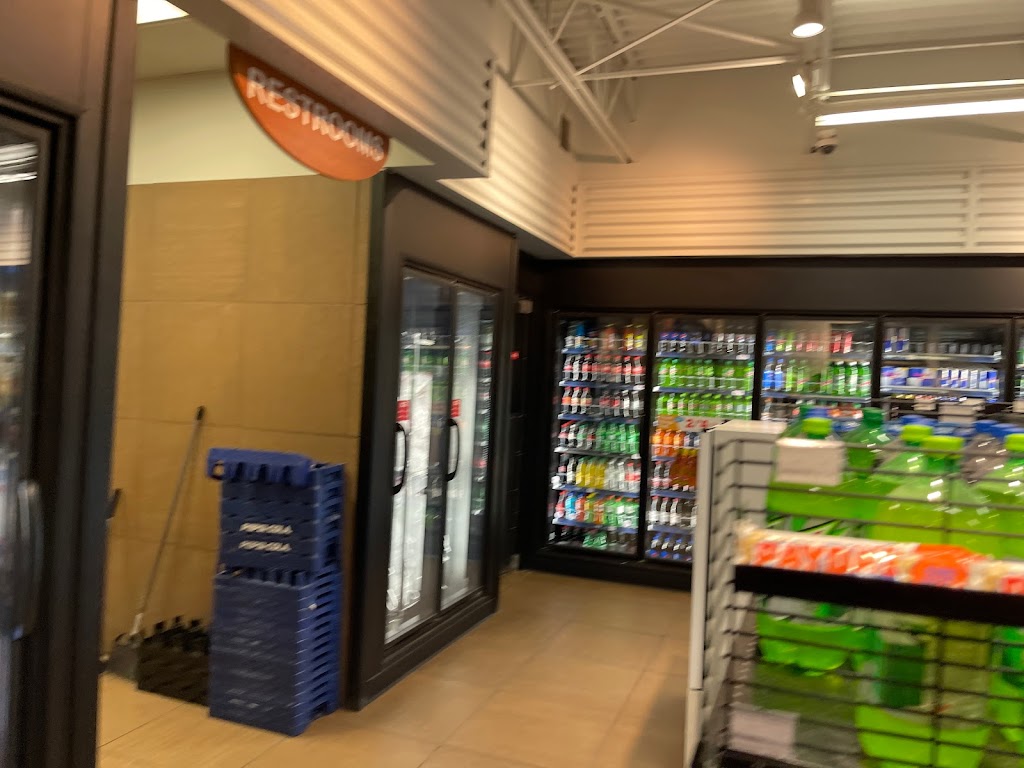 Kum & Go | meal takeaway | 2202 Military Rd, Benton, AR 72015, USA | 5017784952 OR +1 501-778-4952