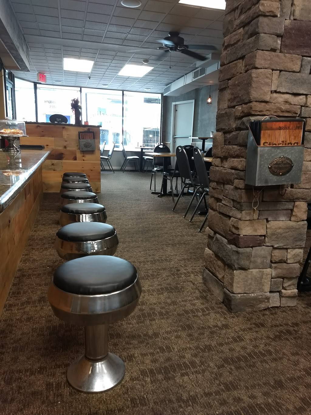 Sterling Grille | restaurant | 919 N Orange St, Wilmington, DE 19801, USA | 3026523575 OR +1 302-652-3575