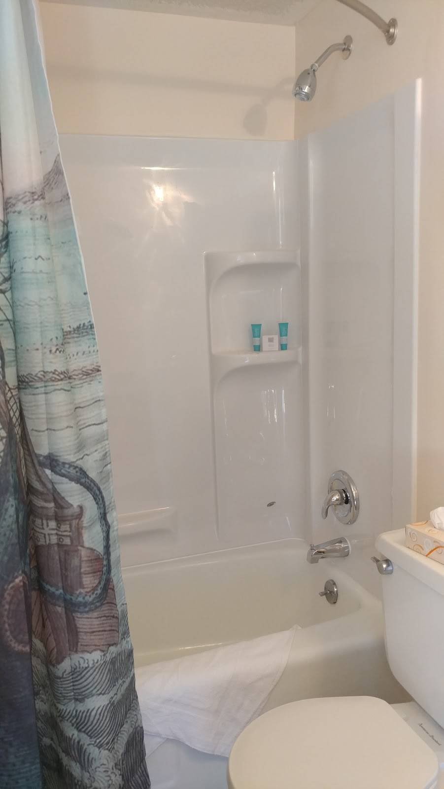 Smuggler’s Cove Inn | restaurant | 727 Ocean Point Rd, East Boothbay, ME 04544, USA | 2076332800 OR +1 207-633-2800