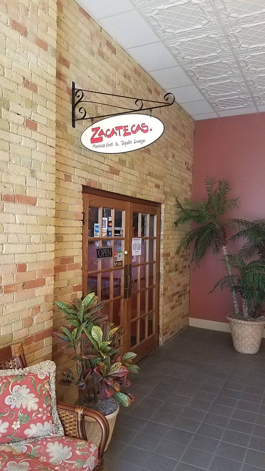 Zacatecas Mexican Grill & Tequila Lounge | restaurant | 145 W Wisconsin Ave, Neenah, WI 54956, USA | 9207227116 OR +1 920-722-7116