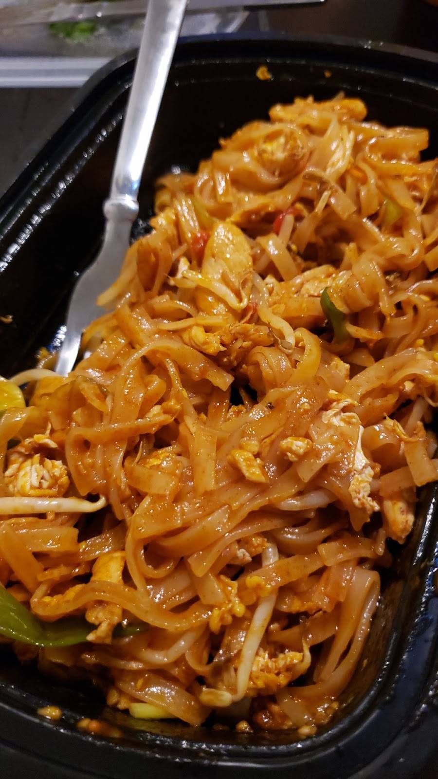 TUK TUK THAI | restaurant | 3431 W 7th St, Fort Worth, TX 76107, USA | 8173323339 OR +1 817-332-3339