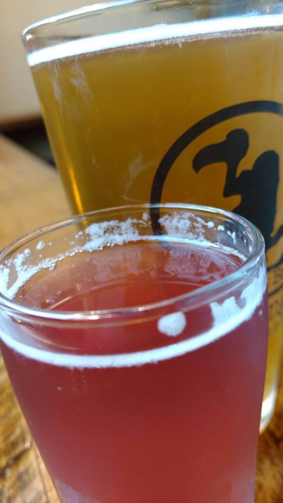 Buzzards Bay Brewing | restaurant | 98 Horseneck Rd, Westport, MA 02790, USA | 5086362288 OR +1 508-636-2288