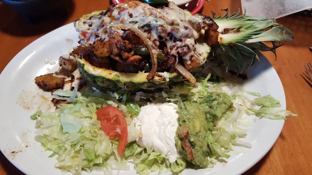 Azteca Mexican Grill | restaurant | 53 E Bridge St, Oswego, NY 13126, USA | 3153417045 OR +1 315-341-7045
