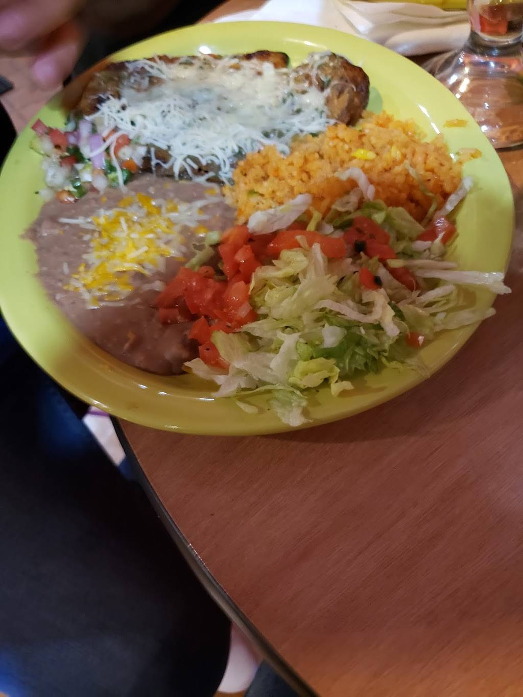 El Tradicional Mexican Restaurant & Cantina | restaurant | 2319 8th Ave, Greeley, CO 80631, USA | 9709784346 OR +1 970-978-4346