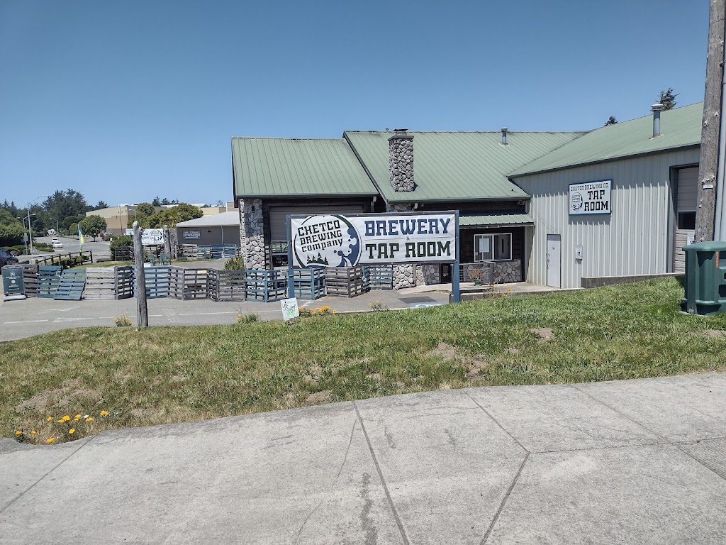 Chetco Brewing Company | restaurant | 830 Railroad St, Brookings, OR 97415, USA | 5416615347 OR +1 541-661-5347