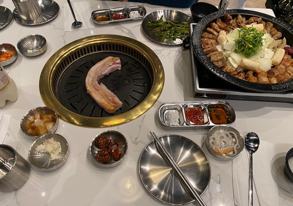 Gopchang Story KBBQ - Centreville | restaurant | 13830 Lee Highway Ste 17 and 18, Centreville, VA 20120, USA | 5714044102 OR +1 571-404-4102