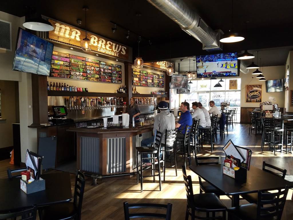 Mr. Brews Taphouse | restaurant | 103 W Broadway, Monona, WI 53716, USA | 6082861131 OR +1 608-286-1131