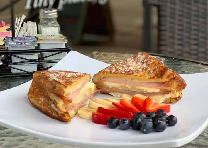 Sunrise City Cafe | restaurant | 204 Orange Ave, Fort Pierce, FL 34950, USA | 7722421833 OR +1 772-242-1833