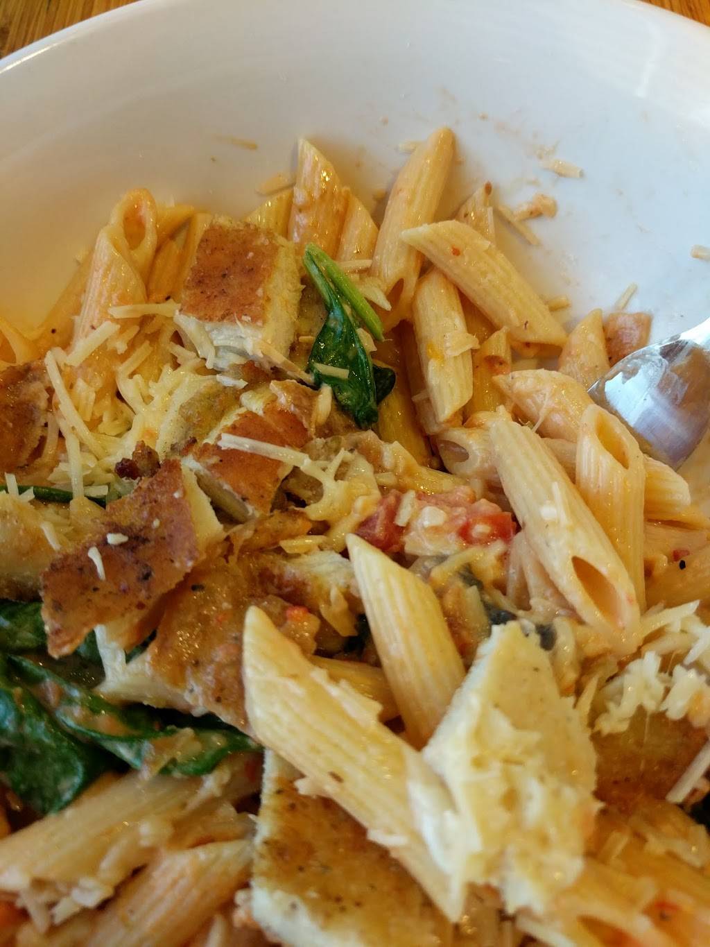 Noodles and Company | restaurant | 2289 E Beltline Ave NE, Grand Rapids, MI 49525, USA | 6163612600 OR +1 616-361-2600