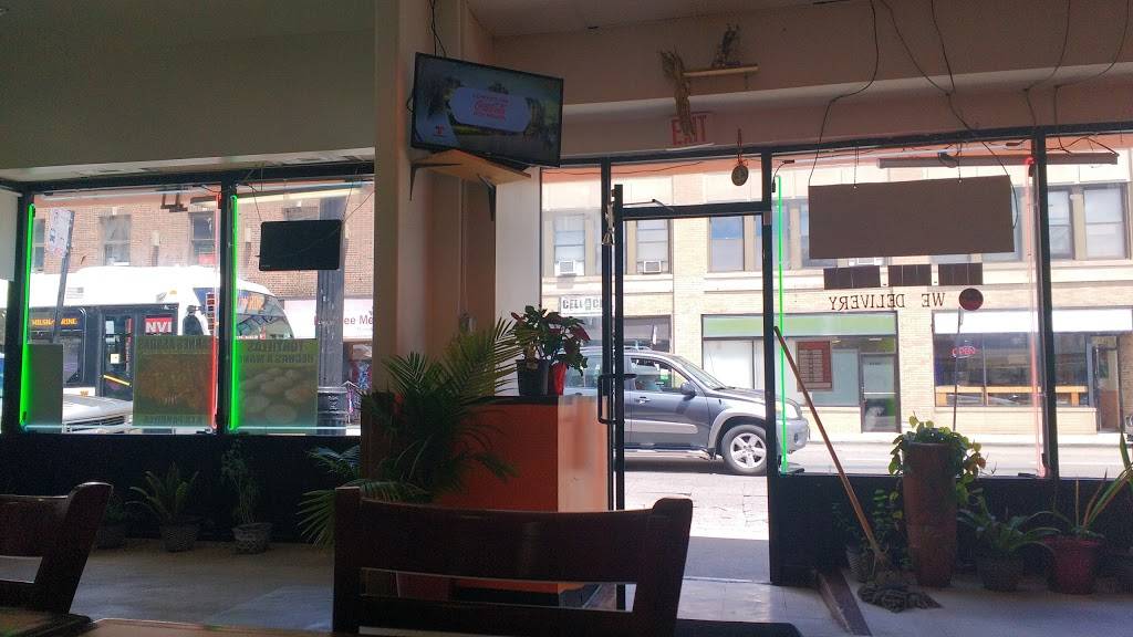 Taqueria El Dorado | restaurant | 3209 W Lawrence Ave, Chicago, IL 60625, USA | 8722085351 OR +1 872-208-5351