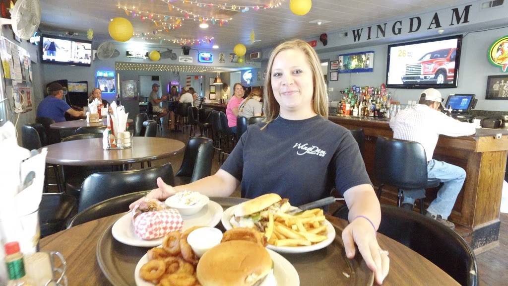 WingDam Saloon & Grill | restaurant | 1 N Shore Dr, Fountain City, WI 54629, USA | 6086874144 OR +1 608-687-4144