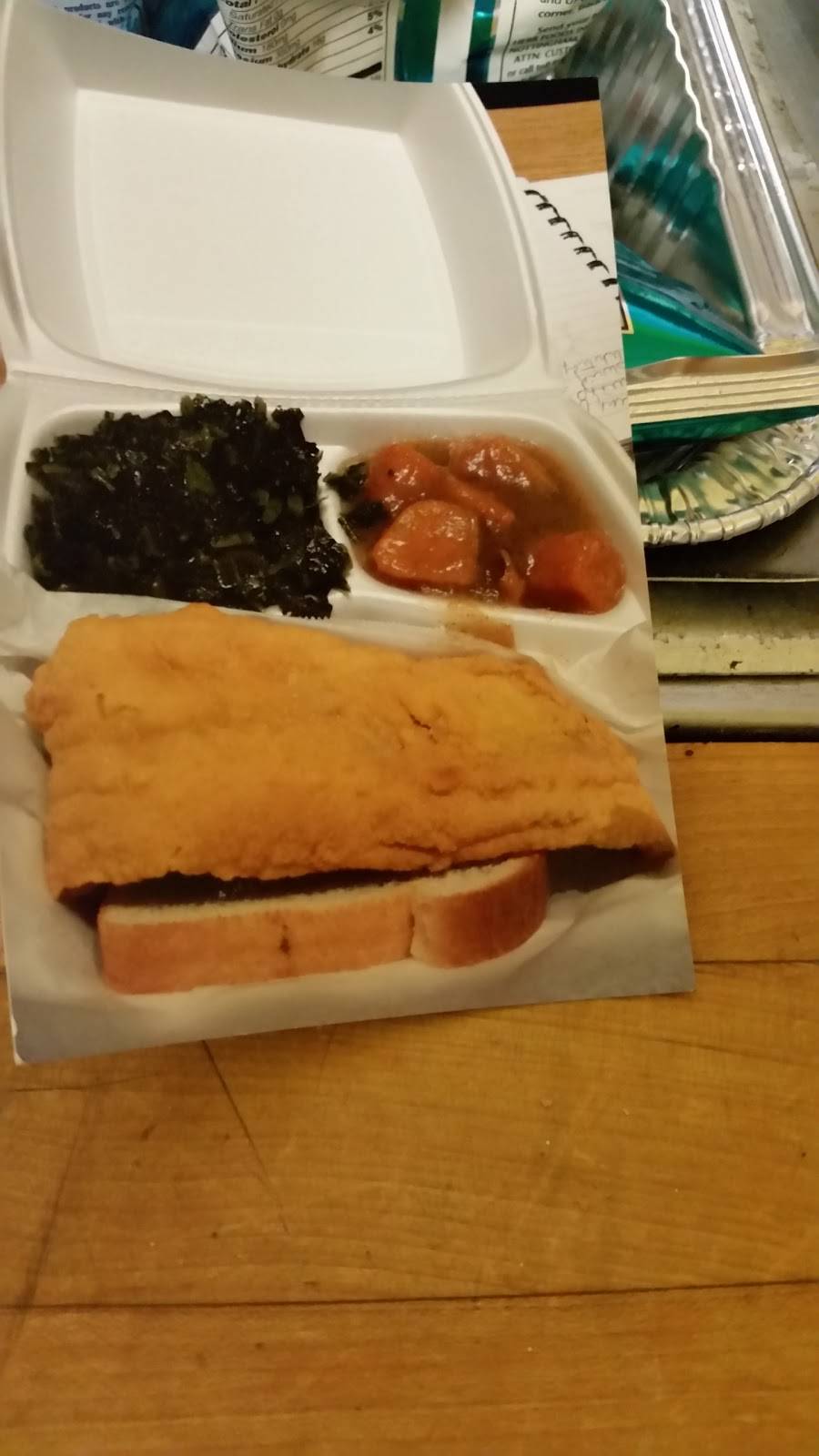 Momma Mias Breakfast/Soul food Restaurant | restaurant | 2711 W 9th St, Chester, PA 19013, USA | 6104856429 OR +1 610-485-6429