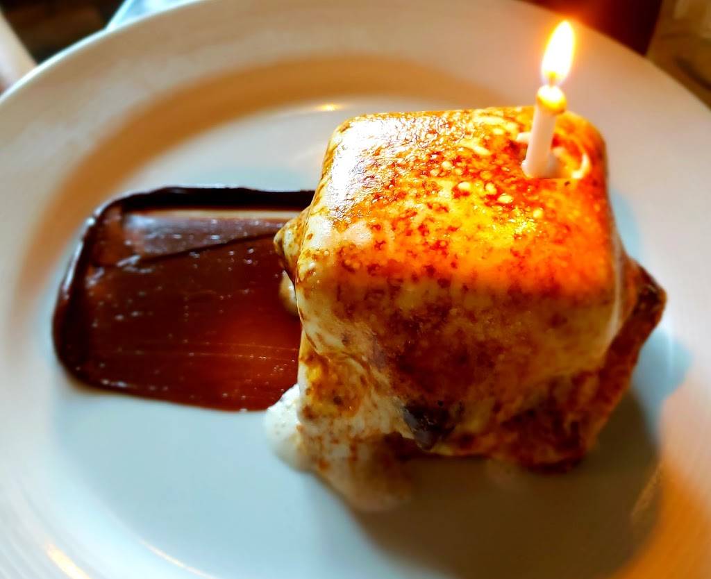 The Cub Room | restaurant | 739 S Clinton Ave, Rochester, NY 14620, USA | 5853635694 OR +1 585-363-5694