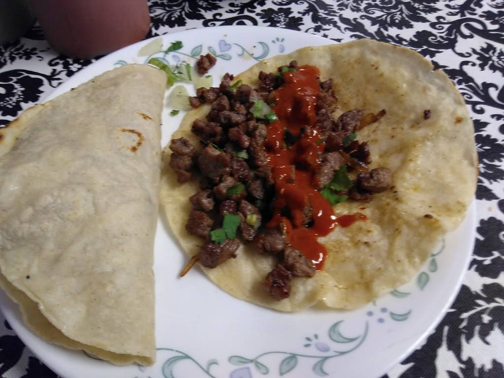 Tacos El Rinconcito | restaurant | 612 S Mill St, Lewisville, TX 75057, USA | 9726893437 OR +1 972-689-3437