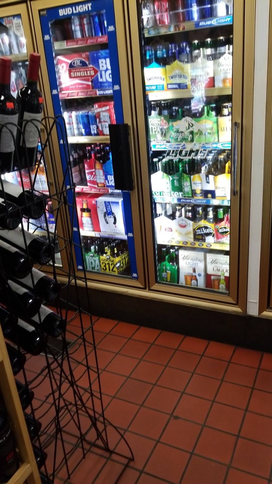 Barrons Country Store | meal takeaway | 429 Lowell St, Andover, MA 01810, USA | 9784674046 OR +1 978-467-4046