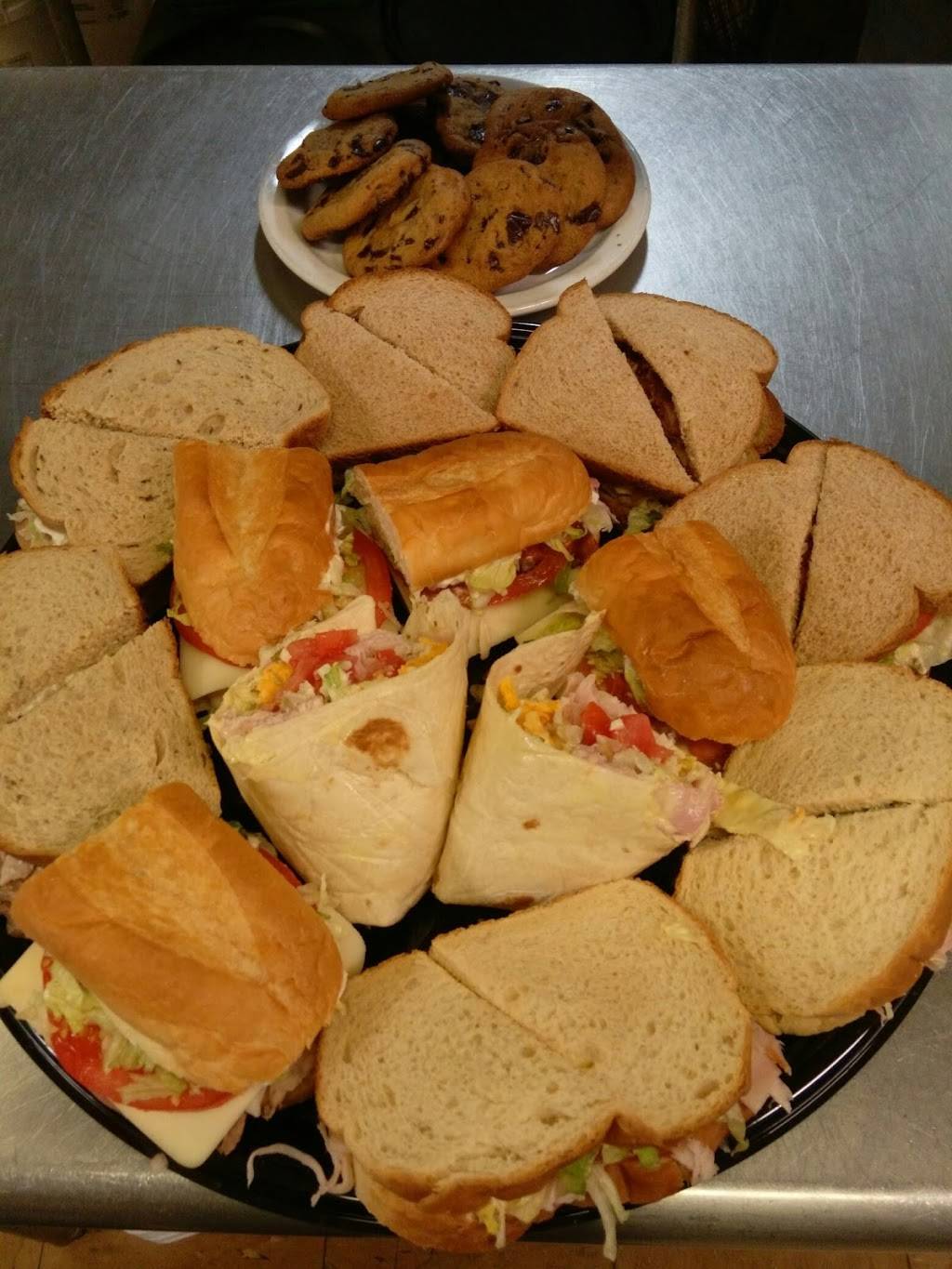 Ye Olde Sandwich Shoppe | restaurant | 124 N Townville St, Seneca, SC 29678, USA | 8648823006 OR +1 864-882-3006