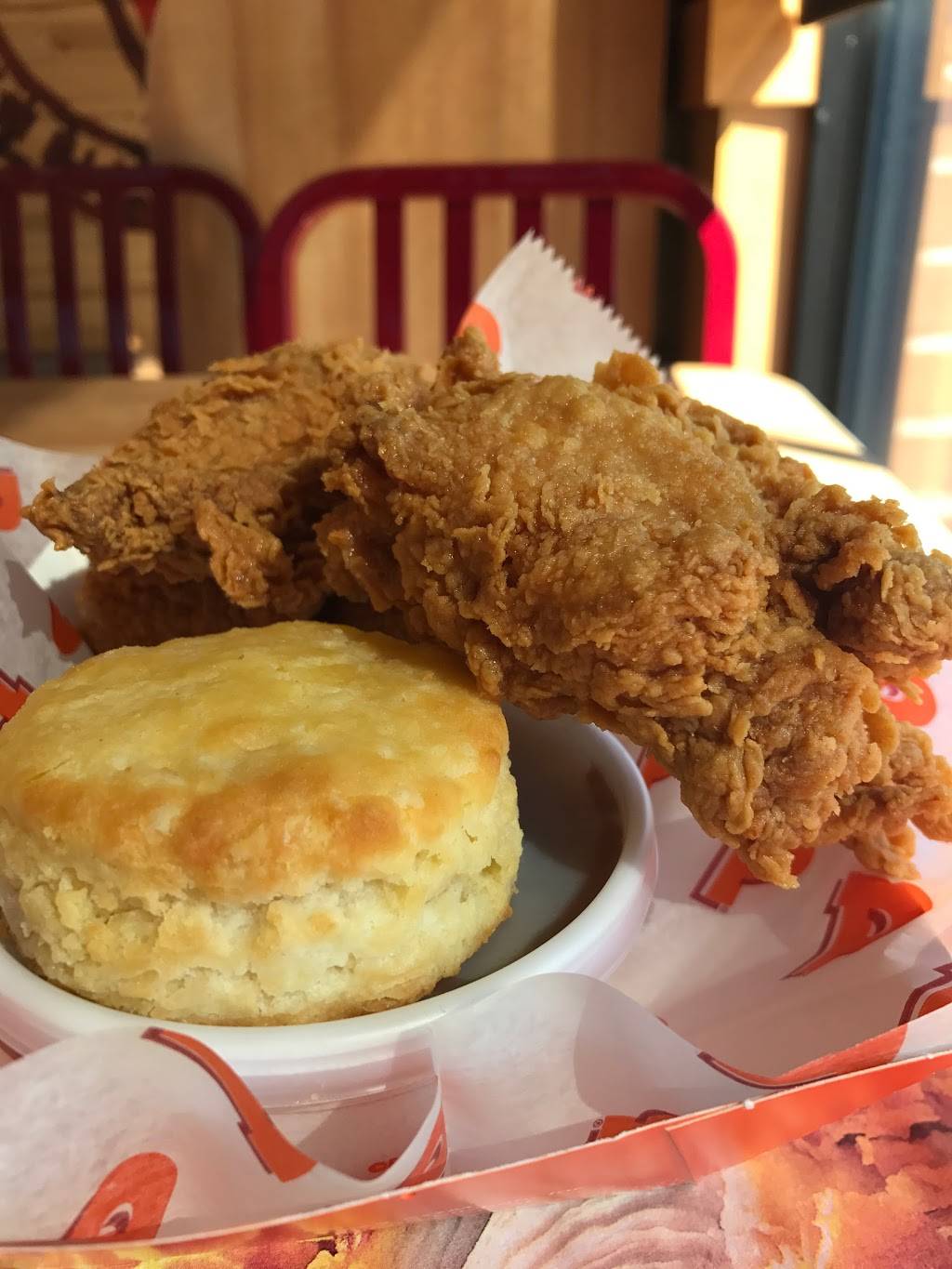 Popeyes Louisiana Kitchen | restaurant | 293 Orange Dr, Vacaville, CA 95687, USA | 7074696813 OR +1 707-469-6813