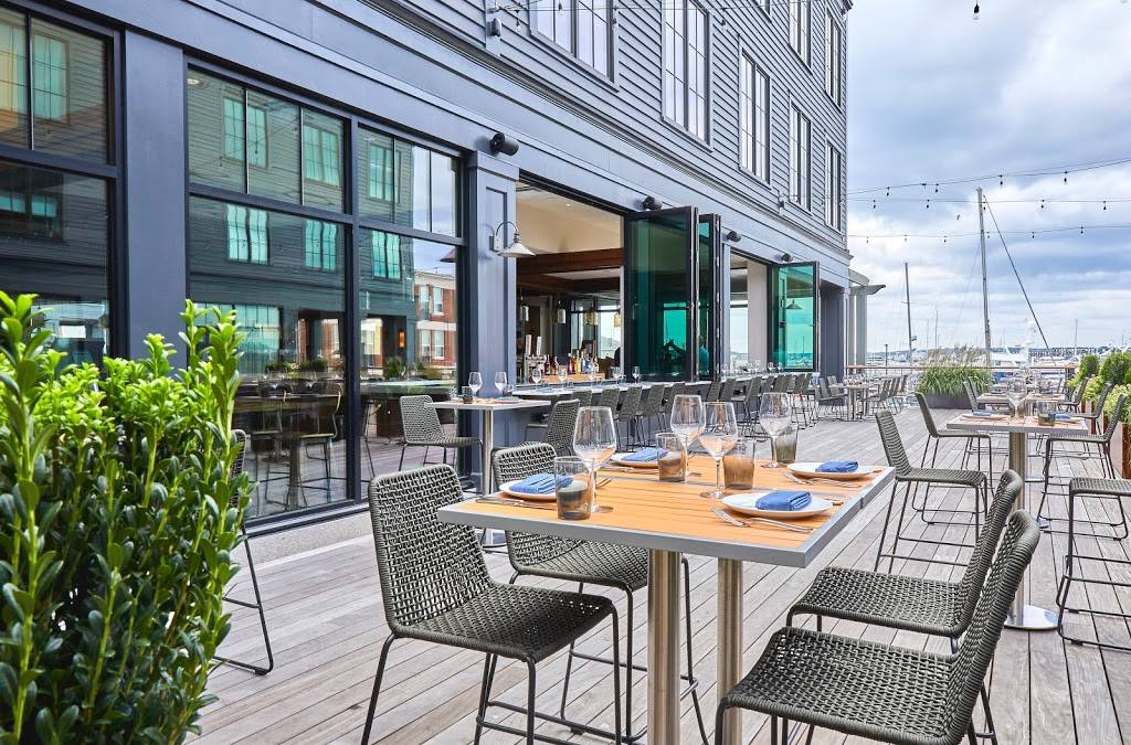 Giusto | restaurant | 4 Commercial Wharf, Newport, RI 02840, USA | 4013247400 OR +1 401-324-7400