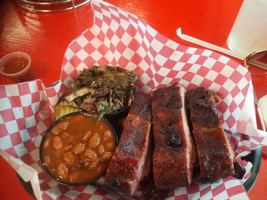 KC Mikes Smokin | meal takeaway | 2001 Boundary St, Beaufort, SC 29902, USA | 8433793282 OR +1 843-379-3282