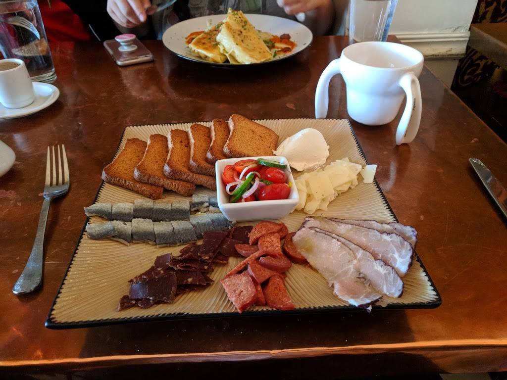 Taxim | restaurant | 1558 N Milwaukee Ave, Chicago, IL 60622, USA | 7732521558 OR +1 773-252-1558