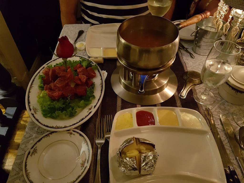 Restaurant Les Petits Fils dAlice | restaurant | 1506 Chemin dOka, Deux-Montagnes, QC J7R 1M8, Canada | 4504910653 OR +1 450-491-0653