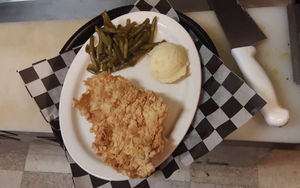 Lucille Restaurant | restaurant | 1400 W Amity St, Louisburg, KS 66053, USA | 9138375330 OR +1 913-837-5330