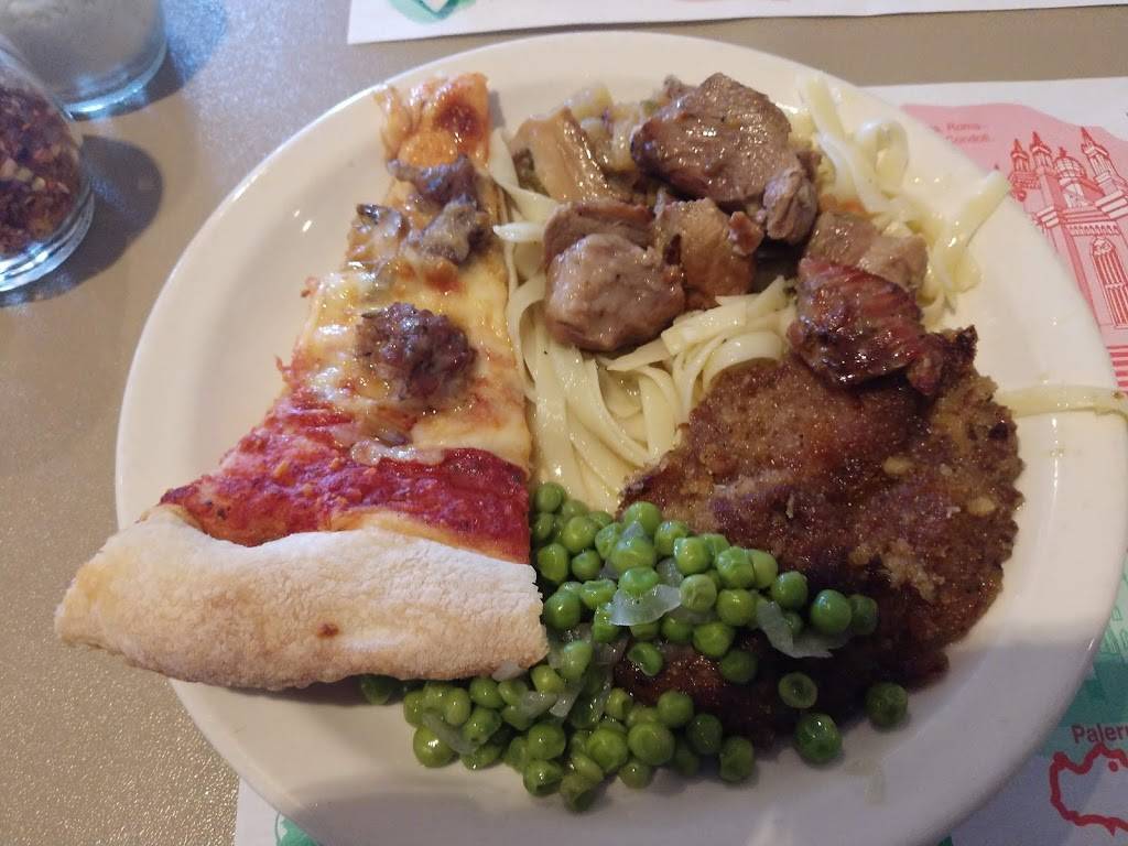 Salvatores Italian Restaurant & Pizza | restaurant | 654 Stocking Ave NW, Grand Rapids, MI 49504, USA | 6164544280 OR +1 616-454-4280