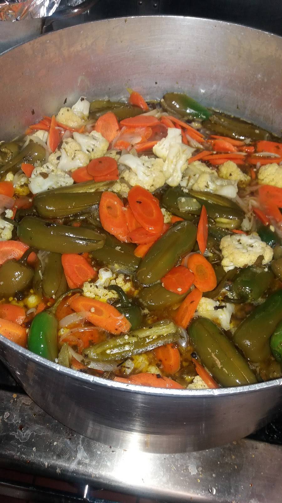 Antojitos Doña Julia | restaurant | 1447 W 1000 N, Salt Lake City, UT 84116, USA | 8016373268 OR +1 801-637-3268