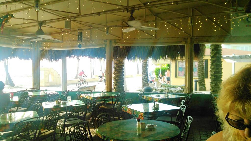 Ocean Alley Restaurant & Beach Bar | restaurant | 900 N Broadwalk, Hollywood, FL 33019, USA | 9549216171 OR +1 954-921-6171