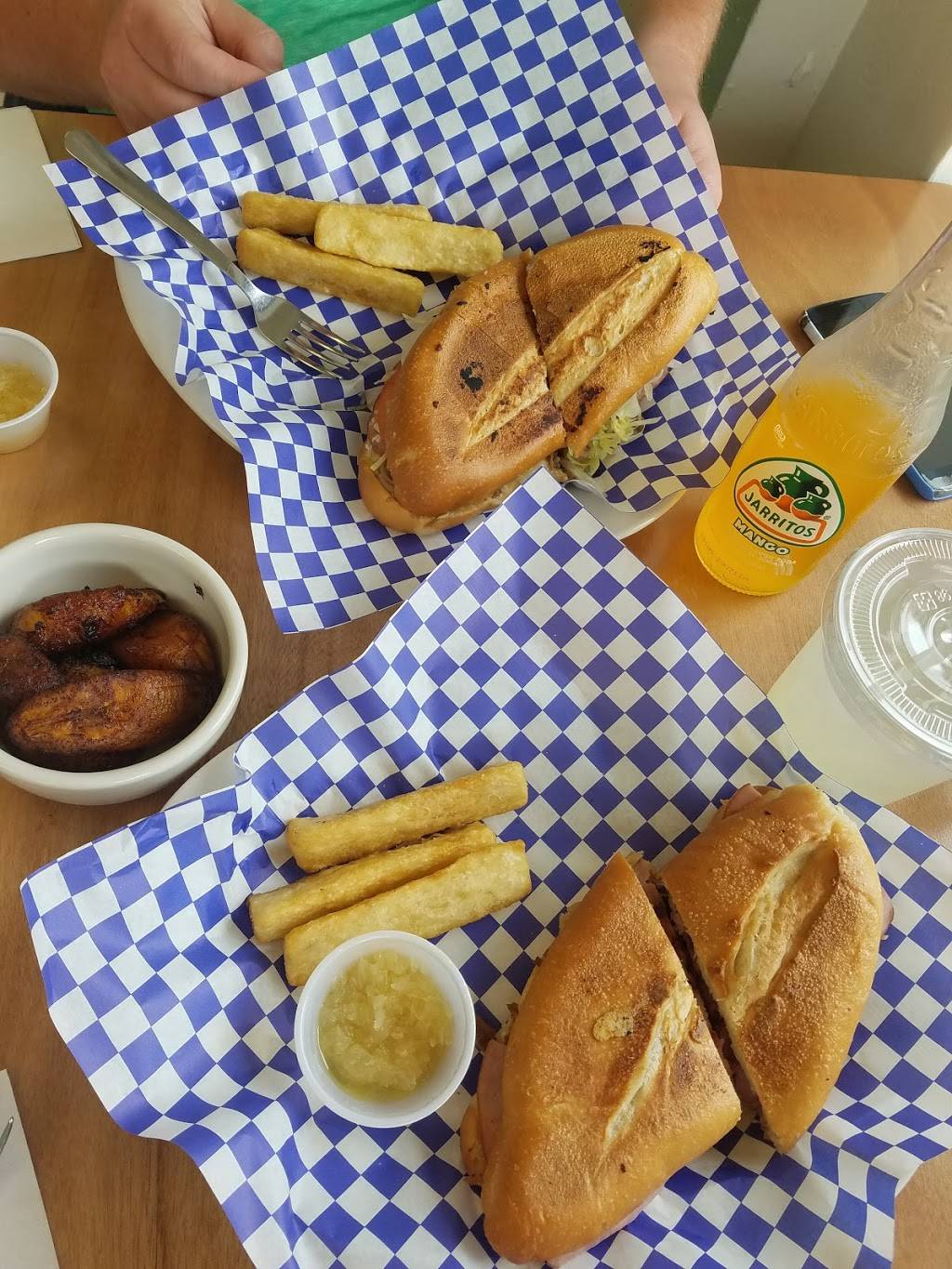 El Cubano | restaurant | 870 Dodd Rd, St Paul, MN 55118, USA | 6512271510 OR +1 651-227-1510