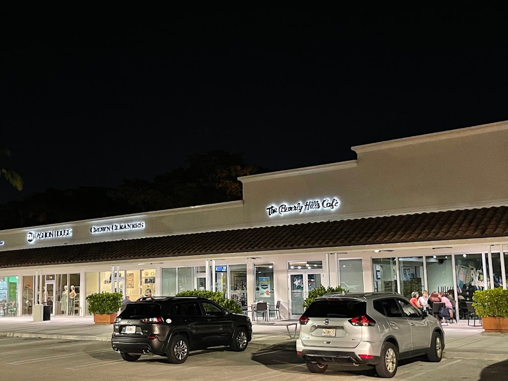 The Beverly Hills Cafe | cafe | 7321 Miami Lakes Dr, Miami Lakes, FL 33014, USA | 3055588201 OR +1 305-558-8201