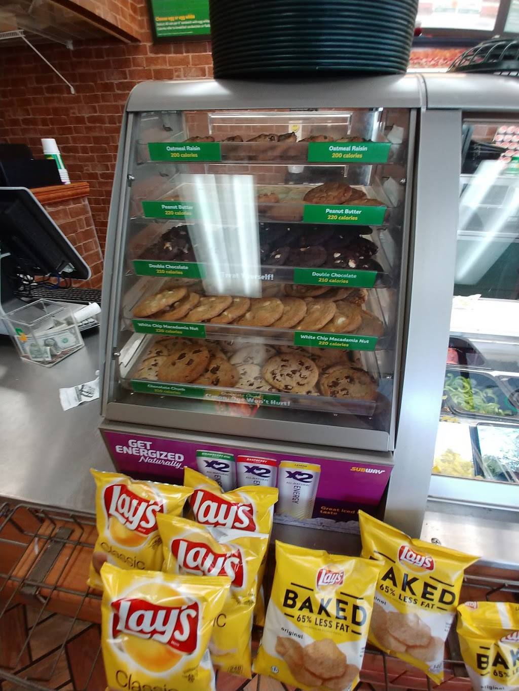 Subway | restaurant | 1241 & 1271, Semoran Blvd, Casselberry, FL 32707, USA | 4076796088 OR +1 407-679-6088