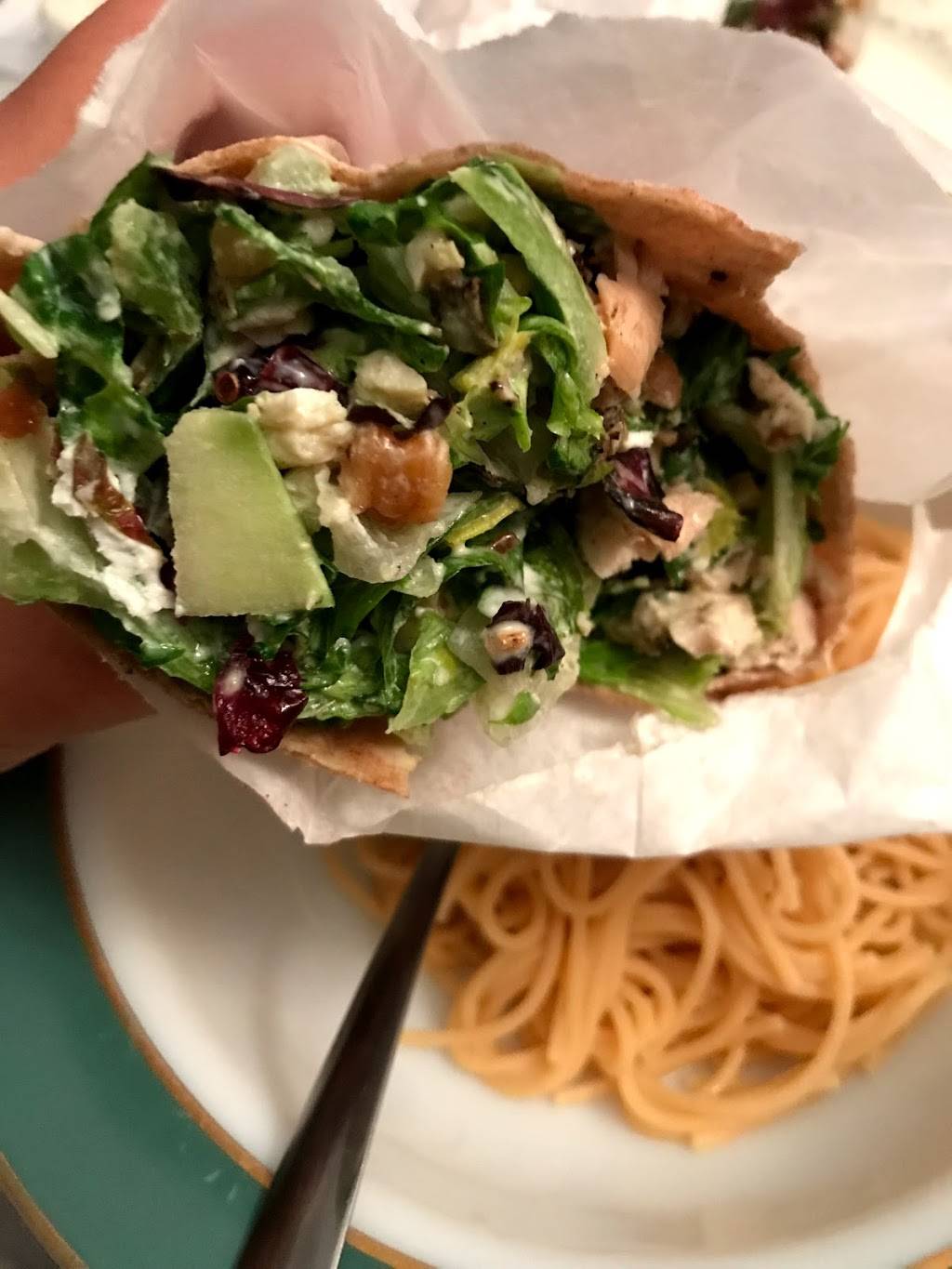 Simply Salad | restaurant | 11726 San Vicente Blvd #150, Los Angeles, CA 90049, USA | 4248327229 OR +1 424-832-7229