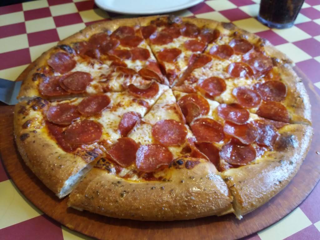 Pizza Hut | restaurant | 13105 W Glendale Ave, Glendale, AZ 85307, USA | 6239355009 OR +1 623-935-5009