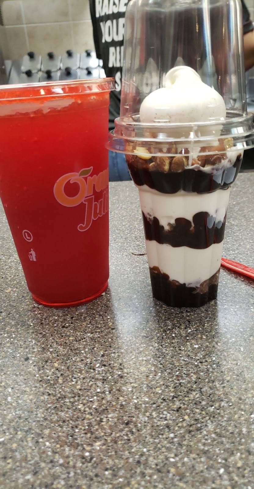 Dairy Queen Grill & Chill | restaurant | 4703 Mall Dr, Hermantown, MN 55811, USA | 2187271668 OR +1 218-727-1668